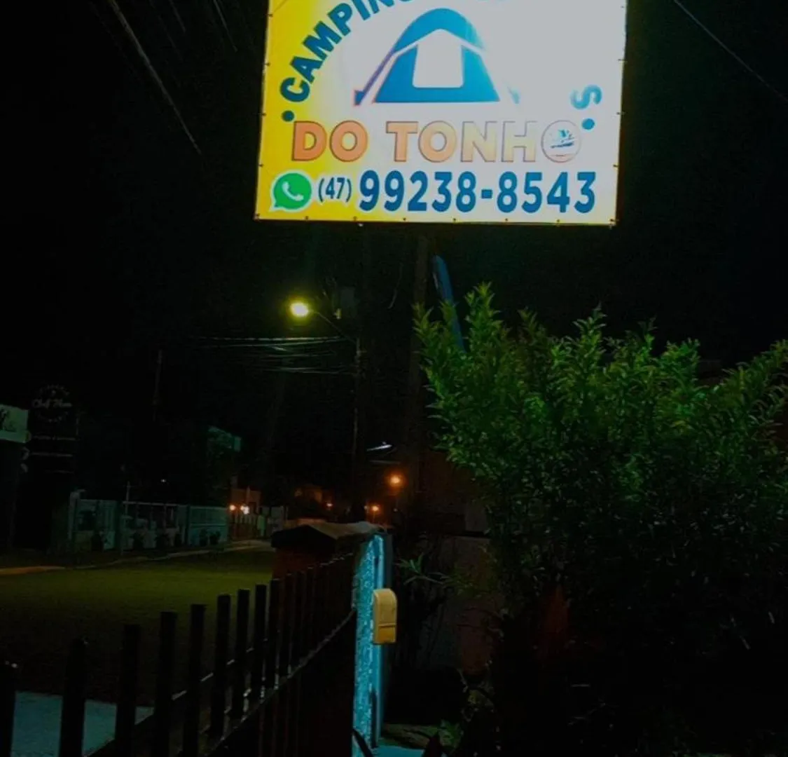 פנייה Cabana 7 Com Ar Condicionado E Area De Cozinha E Banheiro Compartilhado A 10 Minutos Do Parque Beto Carrero בית נופש
